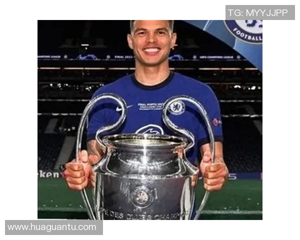 泰国最矮足球明星男生的励志故事与成长之路揭秘